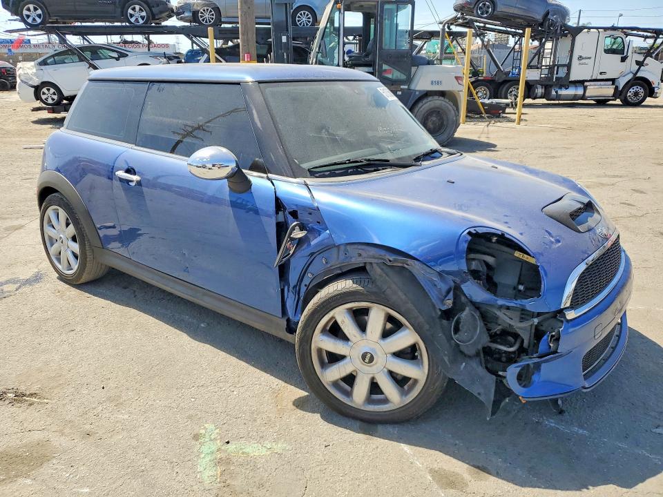 2008 Mini Cooper VIN WMWMF73518TV39489 COPART salvage auction — FRONT END, CA - SALVAGE CERTIFICATE, sold $575 on 2026-07-27 (photo 4)