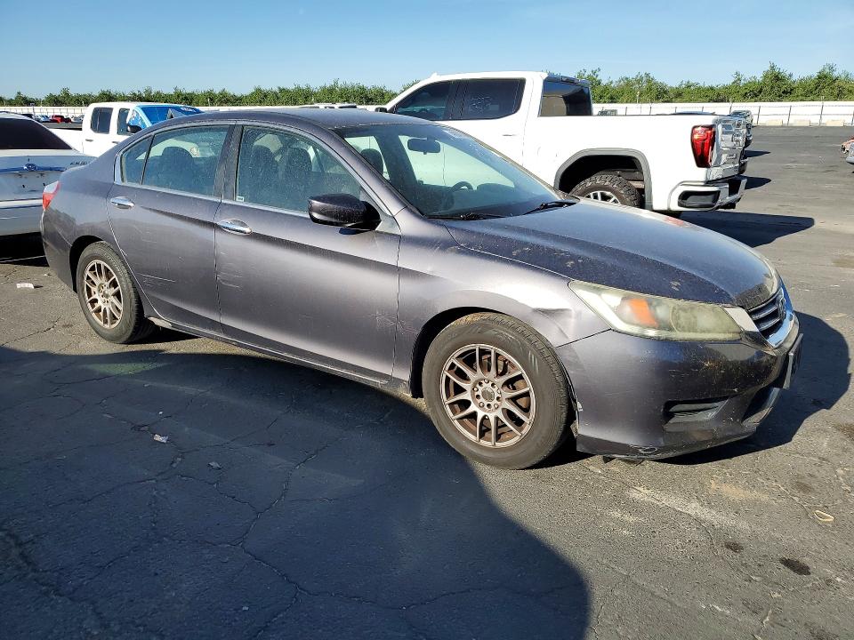 2015 Honda Accord VIN 1HGCR2F34FA216907 COPART salvage auction — REAR END, Ca - Salvage Certificate, sold $1,850 on 2026-07-09 (photo 4)