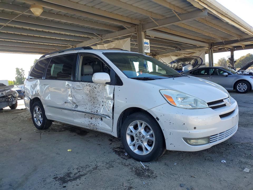 2005 Toyota Sienna VIN 5TDBA22C25S053232 COPART salvage auction — SIDE, CA - SALVAGE CERTIFICATE, sold $600 on 2026-07-07 (photo 4)