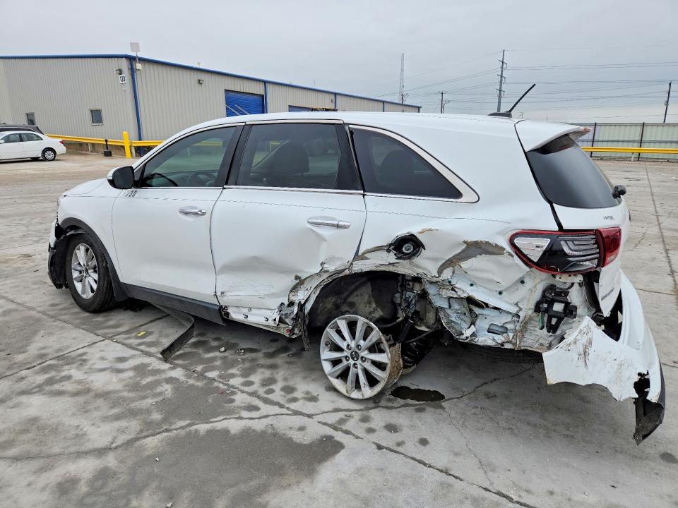 2020 Kia Sorento VIN 5XYPG4A32LG675129 COPART salvage auction — REAR END, Salvage Title, sold $1,350 on 2026-07-31 (photo 2)