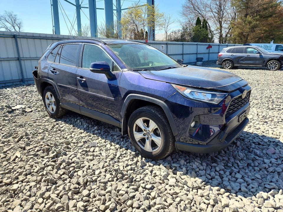 2019 Toyota Rav 4 VIN JTMP1RFV7KJ002263 COPART salvage auction — REAR END, Id - Salvage Certificate Of Title, sold $225 on 2026-07-20 (photo 4)