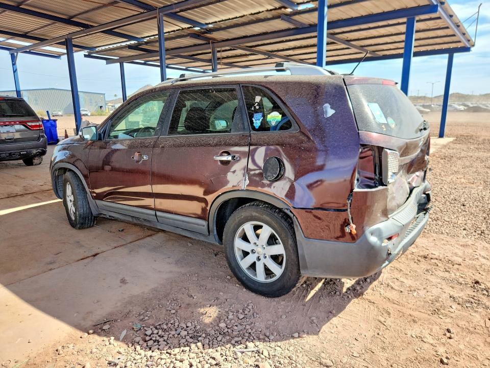2013 Kia Sorento VIN 5XYKT4A27DG339085 COPART salvage auction — REAR END, Salvage Title, sold $275 on 2026-07-16 (photo 2)