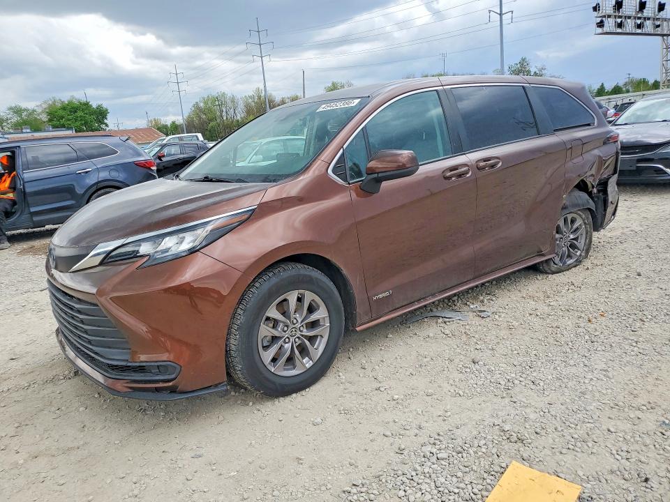 2021 Toyota Sienna VIN 5TDKSKFC5MS016343 COPART salvage auction — FRONT END, Id - Salvage Certificate Of Title, sold $8,800 on 2026-07-21 (photo 1)