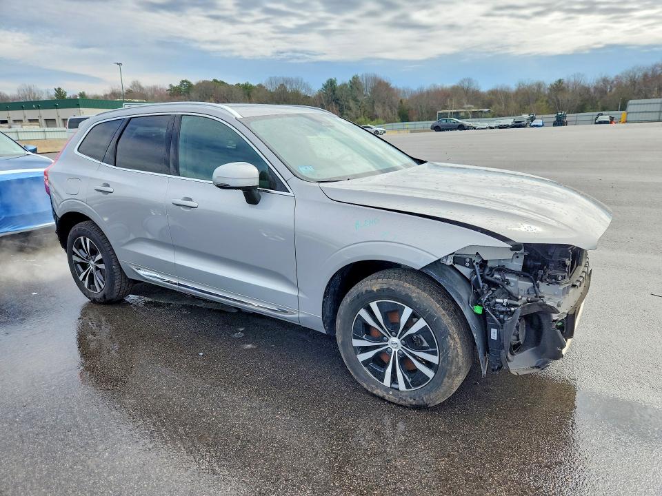 2023 Volvo VIN YV4H60DKXP1333384 COPART salvage auction — FRONT END, Ma - Certificate Of Title, sold $11,000 on 2026-07-09 (photo 4)