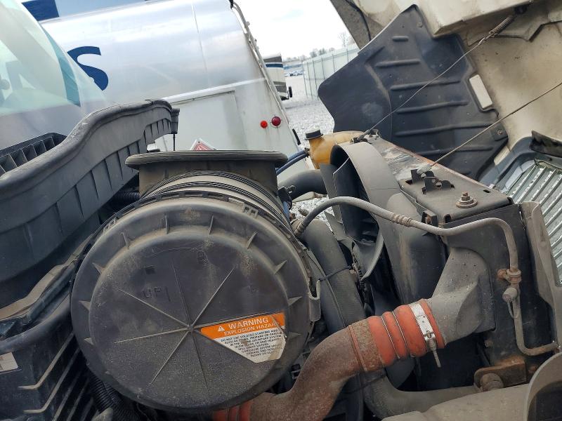 2011 International 4000 series VIN 1HTMKAAN5BH330476 COPART salvage auction — MECHANICAL, OH - CERTIFICATE OF TITLE (P), sold $1,450 on 2026-07-10 (photo 9)