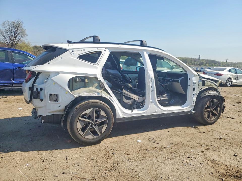 2026 Hyundai Tucson VIN 5NMJB3DE8TH626373 COPART salvage auction — STRIPPED, Md - Cert Of Salvage > 75% Damage, sold $125 on 2026-07-02 (photo 3)