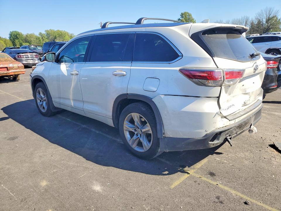 2015 Toyota Highlander VIN 5TDDKRFH1FS189695 COPART salvage auction — REAR END, Or - Salvage Title Certificate, sold $350 on 2026-07-29 (photo 2)