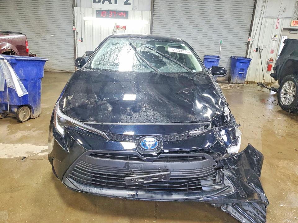 2025 Toyota Corolla VIN JTDBCMFE1S3088276 COPART salvage auction — FRONT END, Il - Salvage Certificate, sold $7,100 on 2026-07-21 (photo 5)
