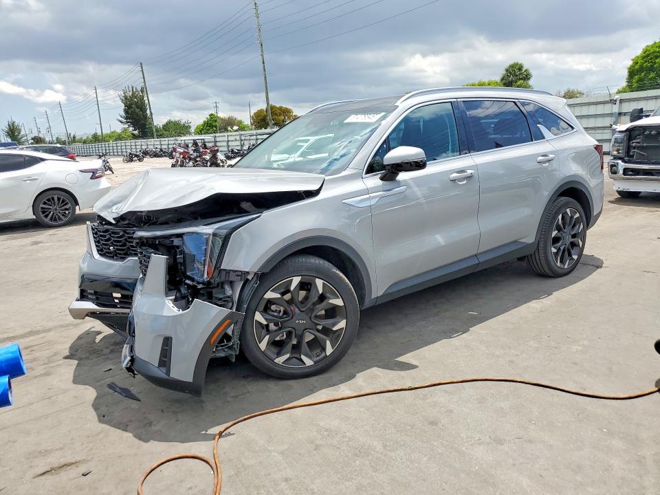 2025 Kia Sorento VIN 5XYRH4JF2SG397864 COPART salvage auction — FRONT END, FL - CERT OF TITLE SLVG REBUILDABLE, sold $11,700 on 2026-07-13 (photo 1)