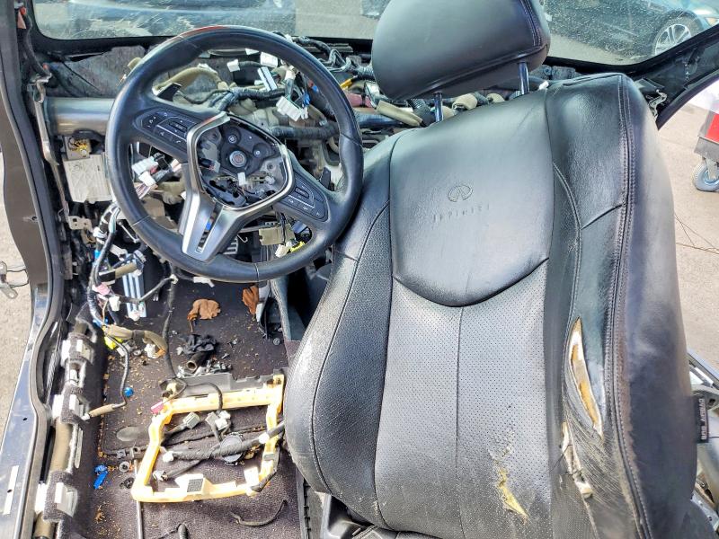 2018 Infiniti Q50 VIN JN1FV7APXJM640133 COPART salvage auction — VANDALISM, CA - SALVAGE CERTIFICATE, sold $625 on 2026-07-29 (photo 8)