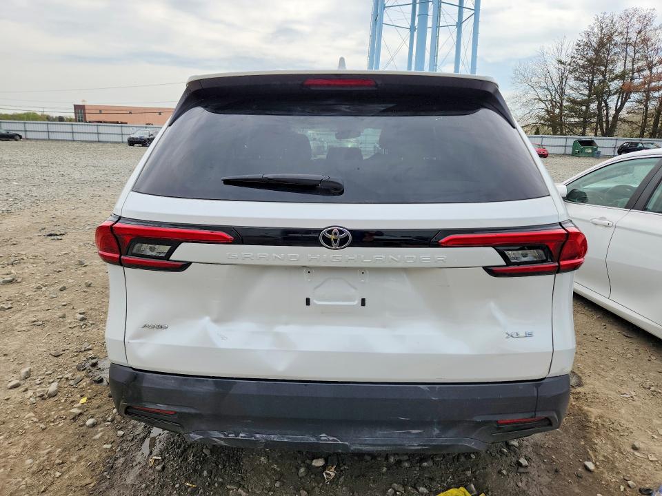 2024 Toyota Highlander VIN 5TDAAAB52RS052773 COPART salvage auction — REAR END, MD - CERT OF SALVAGE-RECOVERED STOL, sold $20,300 on 2026-07-06 (photo 6)
