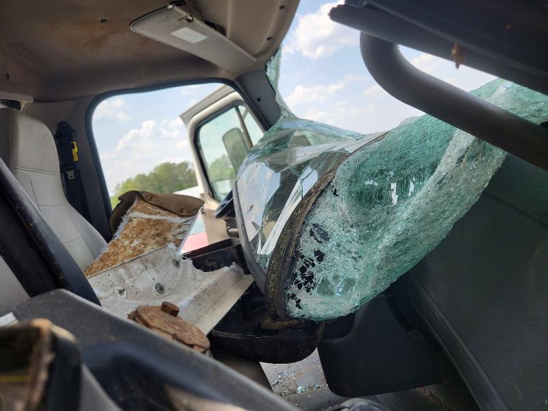 2022 Freightliner M2 VIN 1FVACWFD6NHNF0370 COPART salvage auction — FRONT END, GA - BILL OF SALE - PARTS ONLY, sold $30,250 on 2026-08-13 (photo 5)