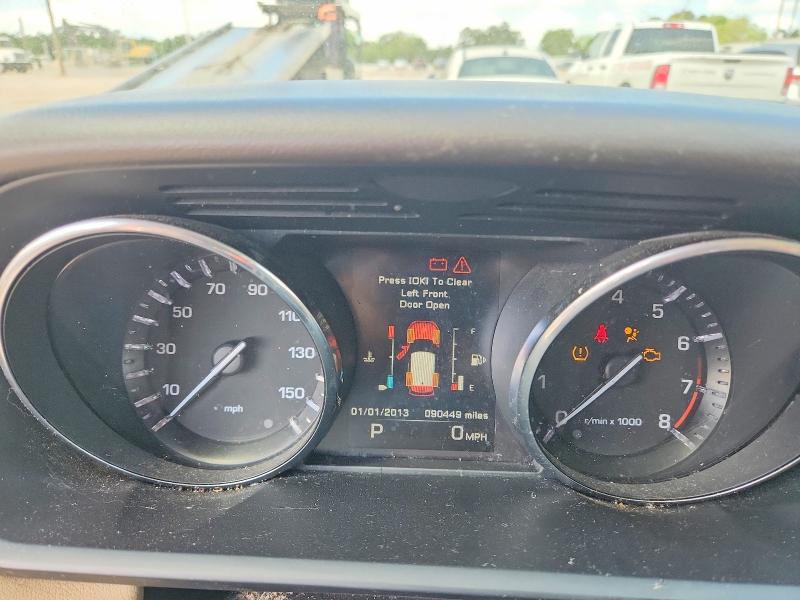 2015 Land rover RANGE ROVER VIN SALWR2VF8FA616615 COPART salvage auction — MINOR DENT/SCRATCHES, Salvage Title, sold $5,800 on 2026-07-28 (photo 9)