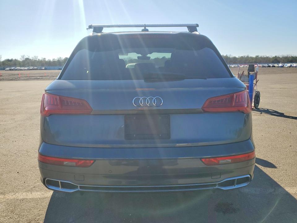 2018 Audi Sq5 VIN WA1A4AFY4J2180014 COPART salvage auction — WATER/FLOOD, Ny - Certificate Of Title, sold $7,400 on 2026-07-15 (photo 6)