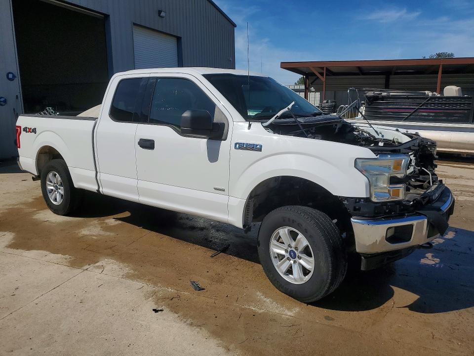 2017 Ford F-150 lightning VIN 1FTFX1EG3HFA60929 COPART salvage auction — MECHANICAL, Ms - Certificate Of Title, sold $3,250 on 2026-07-10 (photo 4)