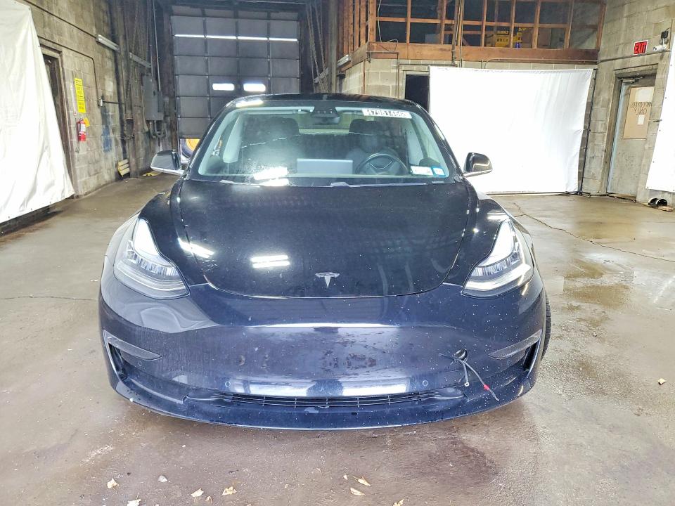 2019 Tesla Model 3 VIN 5YJ3E1EB6KF208872 COPART salvage auction — NORMAL WEAR, WV - CERTIFICATE OF TITLE, sold $8,200 on 2026-07-09 (photo 5)