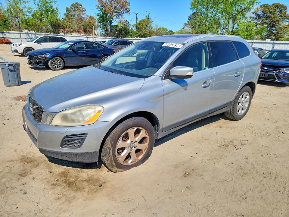 2013 Volvo Xc60 VIN YV4952DL6D2412634 COPART salvage auction — FRONT END, Wv - Certificate Of Title, sold $375 on 2026-07-28 (photo 1)