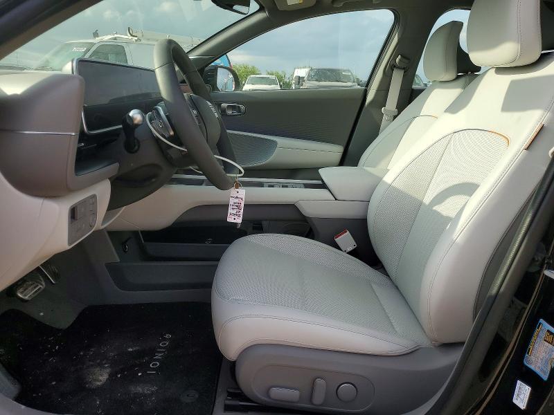 2025 Hyundai Ioniq 6 VIN KMHM54AA2SA095865 COPART salvage auction — SIDE, TX - SALVAGE VEHICLE TITLE, sold $14,500 on 2026-07-30 (photo 7)