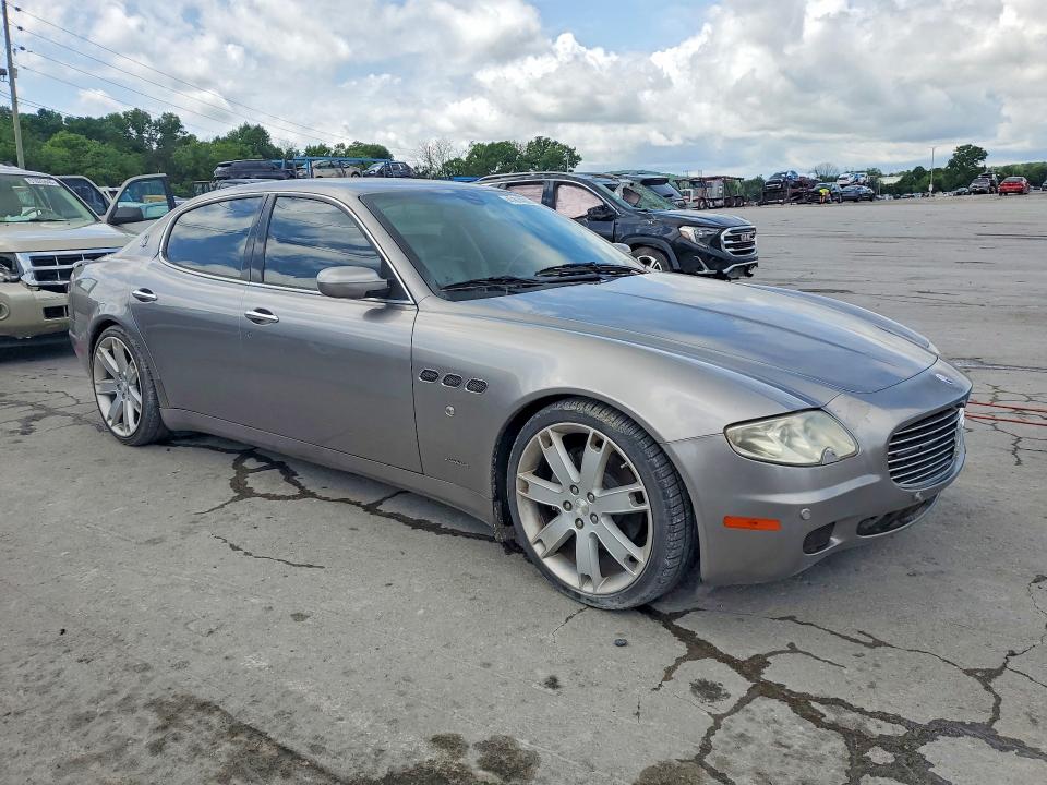 2005 Maserati Quattroporte VIN ZAMCE39A250018983 COPART salvage auction — MINOR DENT/SCRATCHES, Tn - Certificate Of Title, sold $725 on 2026-07-27 (photo 4)