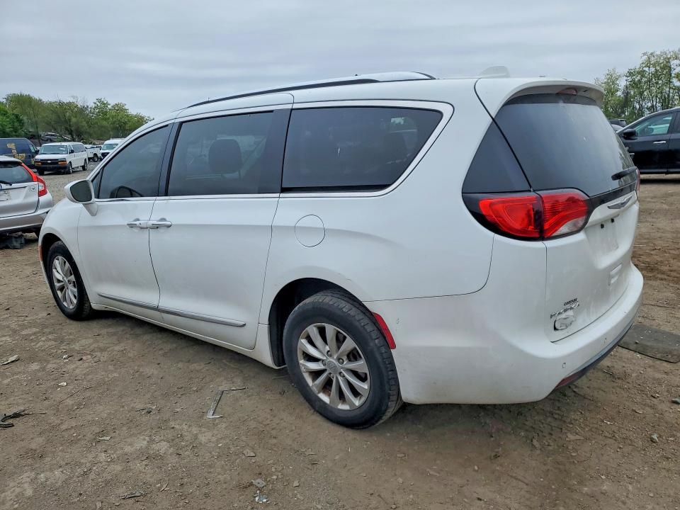2019 Chrysler Pacifica VIN 2C4RC1BGXKR539930 COPART salvage auction — SIDE, Md - Cert Of Salvage > 75% Damage, sold $2,750 on 2026-07-02 (photo 2)