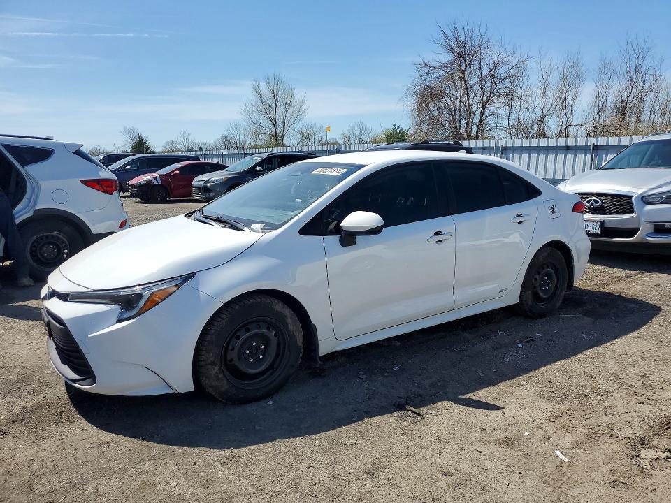 2023 Toyota Corolla VIN JTDBDMHE2P3003981 COPART salvage auction — SIDE, Salvage Title, sold $8,300 on 2026-07-21 (photo 1)