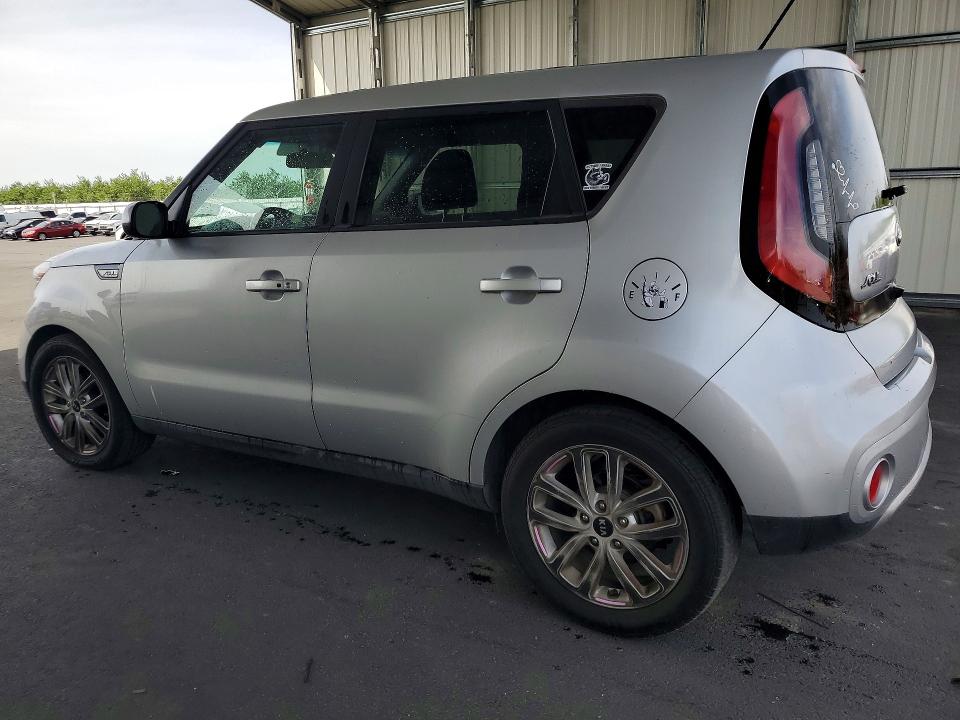 2017 Kia Soul VIN KNDJP3A50H7463254 COPART salvage auction — MINOR DENT/SCRATCHES, Ca - Dis/Dlr/Exp Only Clean Title, sold $950 on 2026-07-02 (photo 2)