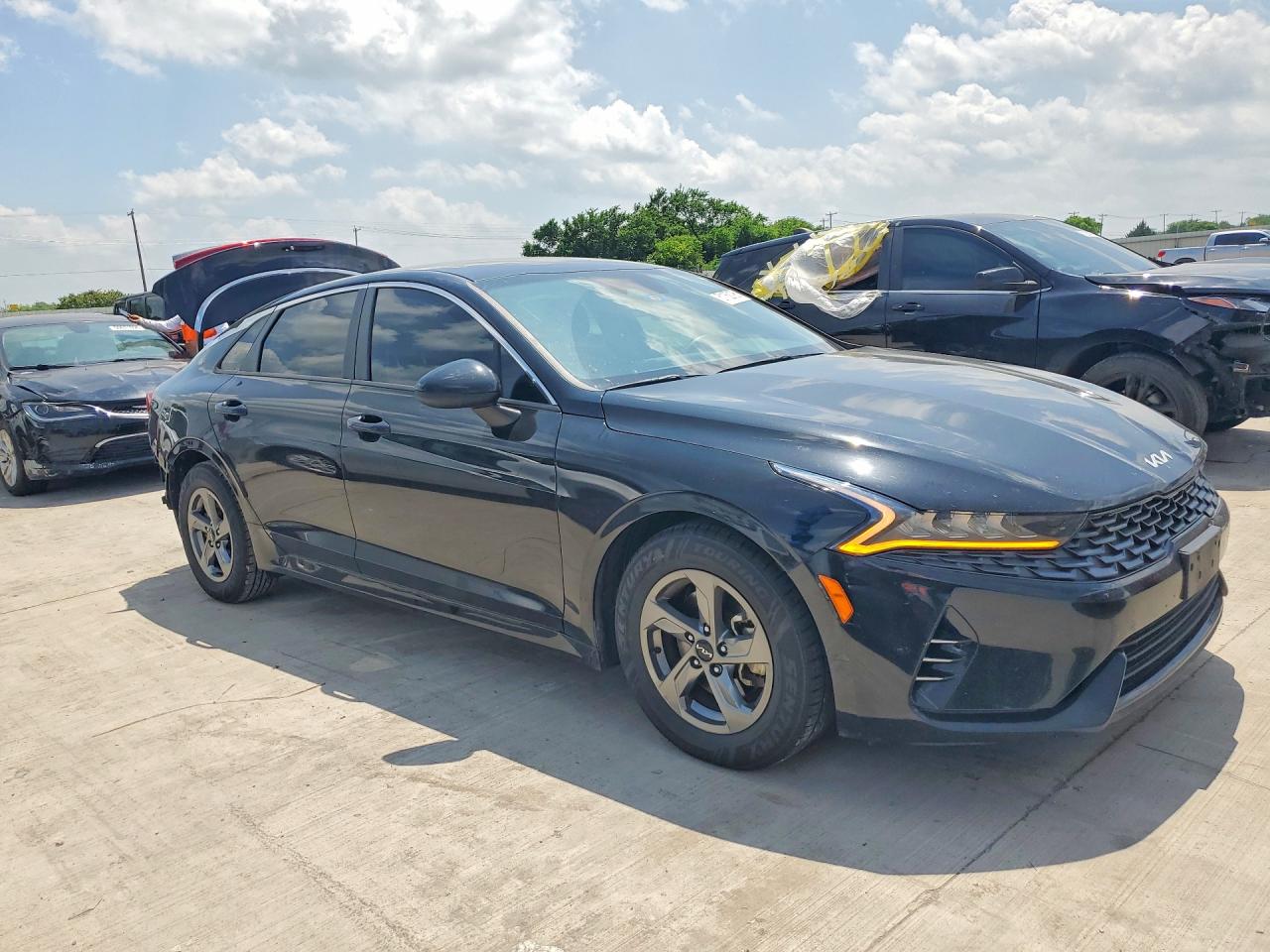 2022 Kia K5 VIN 5XXG14J23NG154646 COPART salvage auction — Rear End, TX - SALVAGE VEHICLE TITLE, sold $2,950 on 2026-07-09 (photo 4)