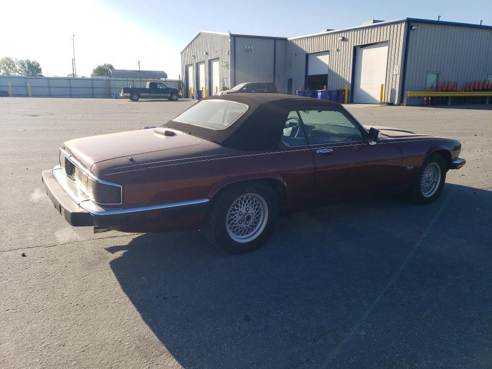 1992 Jaguar Xj series VIN SAJNW4842NC181578 COPART salvage auction — MINOR DENT/SCRATCHES, Md - Dealer Only Clean Title, sold $3,100 on 2026-07-27 (photo 3)