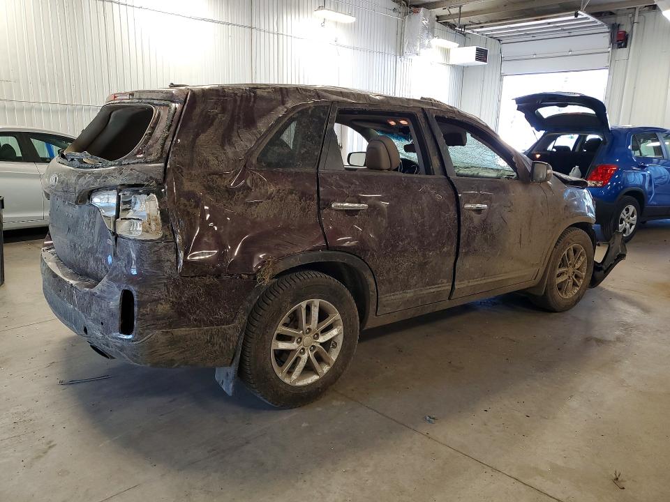 2014 Kia Sorento VIN 5XYKTCA6XEG438871 COPART salvage auction — ROLLOVER, Mn - Cert Of Title-Salvage, sold $1,450 on 2026-07-09 (photo 3)