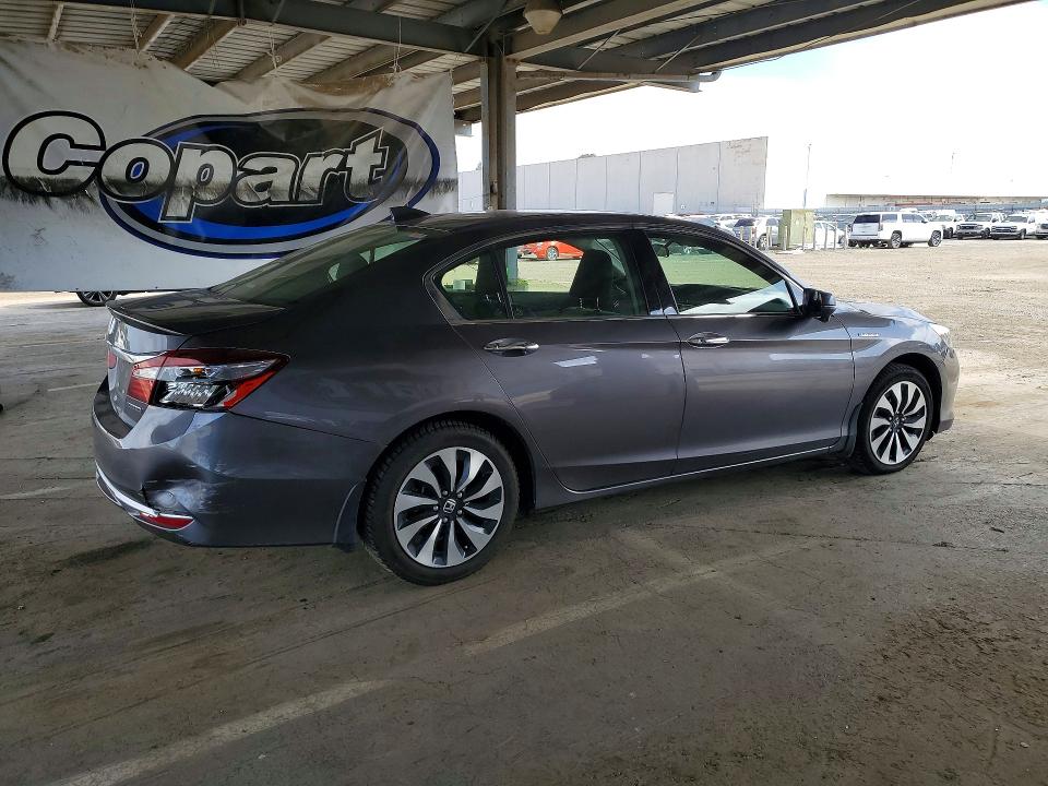2017 Honda Accord VIN JHMCR6F30HC016103 COPART salvage auction — REAR END, Ca - Salvage Certificate, sold $8,700 on 2026-07-07 (photo 3)