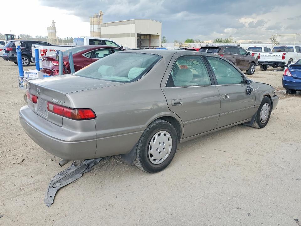 1999 Toyota Camry VIN 4T1BG22K7XU507667 COPART salvage auction — FRONT END, KS - CERT OF TITLE-SALVAGE, sold $425 on 2026-07-09 (photo 3)