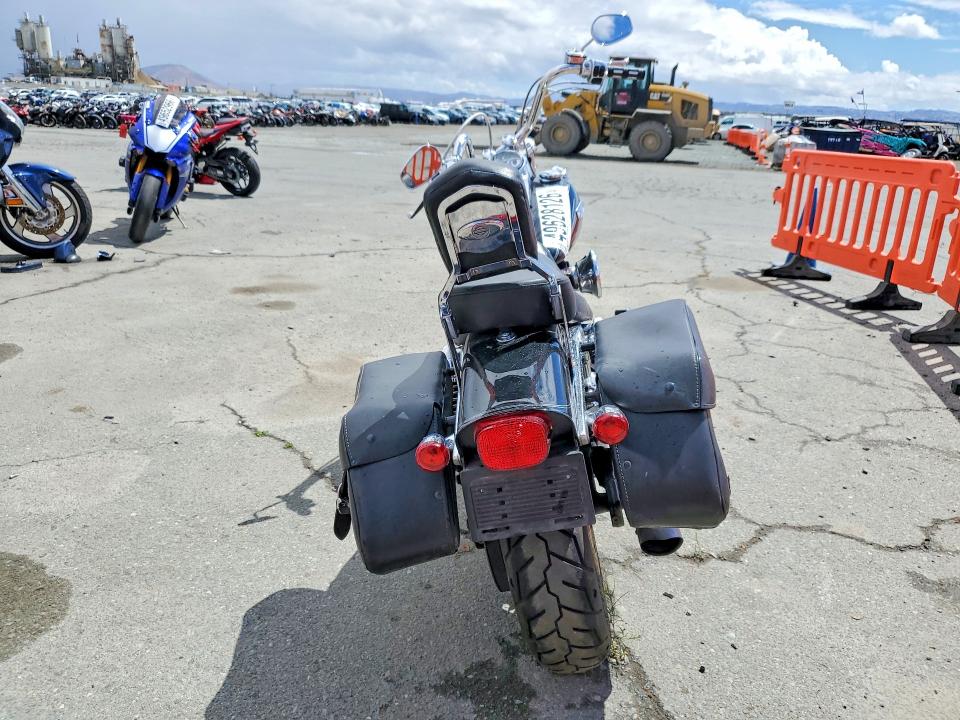 2007 Harley-davidson Fxdwg VIN 1HD1GP4367K301897 COPART salvage auction — MINOR DENT/SCRATCHES, Ca - Salvage Certificate, sold $1,400 on 2026-07-02 (photo 4)