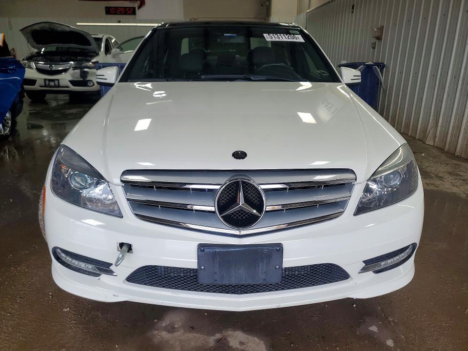 2011 Mercedes-benz C-klasse VIN WDDGF8BB5BR149048 COPART salvage auction — HAIL, Il - Salvage Certificate, sold $2,900 on 2026-08-18 (photo 5)