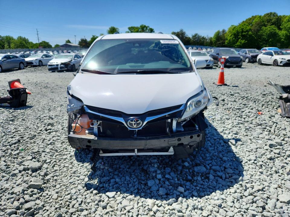 2020 Toyota Sienna VIN 5TDKZ3DC4LS070803 COPART salvage auction — ALL OVER, Nc - Salvage Certificate Of Title, sold $150 on 2026-07-29 (photo 5)