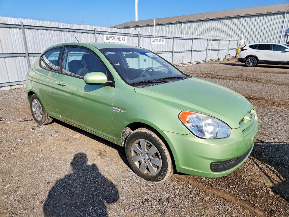 2010 Hyundai Accent VIN KMHCN3BC1AU164421 COPART salvage auction — SIDE, ON - PERMIT NO BRAND - UNFIT, sold $200 on 2026-07-14 (photo 4)