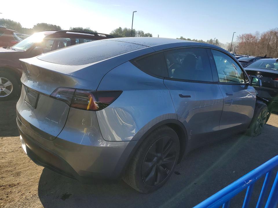 2025 Tesla VIN 7SAYGAEE9SF239630 COPART salvage auction — FRONT END, CT, sold $15,300 on 2026-07-16 (photo 3)