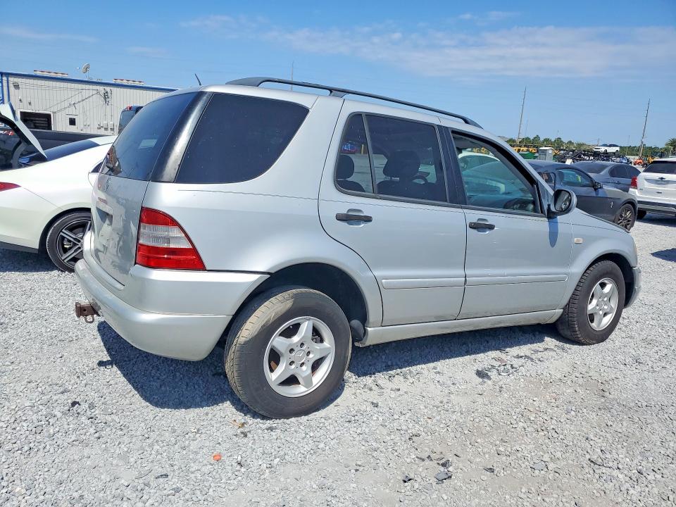2001 Mercedes-benz M-klasse VIN 4JGAB54E81A260817 COPART salvage auction — FRONT END, Fl - Certificate Of Destruction, sold $350 on 2026-07-10 (photo 3)