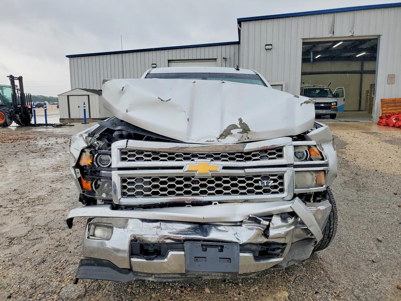 2014 Chevrolet Silverado VIN 3GCUKSECXEG411189 COPART salvage auction — Front End, TX - SALVAGE VEHICLE TITLE (P), sold $2,100 on 2026-07-09 (photo 5)