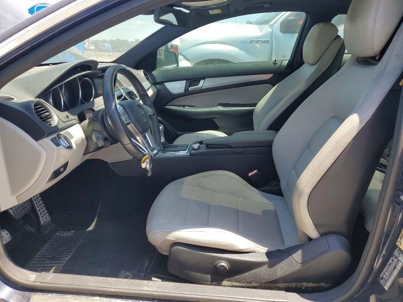 2012 Mercedes-benz C-klasse VIN WDDGJ4HB3CF746345 COPART salvage auction — MINOR DENT/SCRATCHES, FL - CERTIFICATE OF TITLE, sold $3,000 on 2026-07-24 (photo 7)