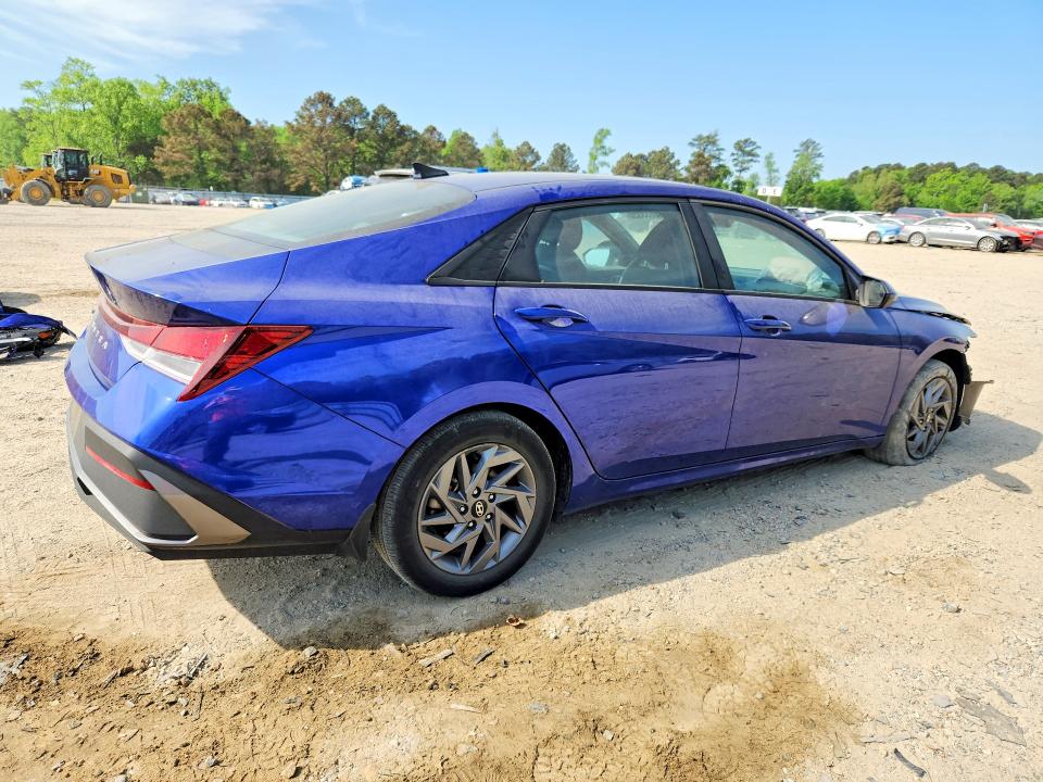 2024 Hyundai Elantra VIN KMHLM4DG0RU707052 COPART salvage auction — FRONT END, Id - Salvage Certificate Of Title, sold $3,350 on 2026-07-14 (photo 3)
