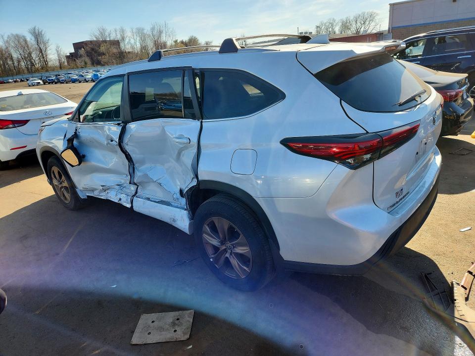 2023 Toyota Highlander VIN 5TDABRCH3PS580355 COPART salvage auction — SIDE, Ny - Mv-907A Salvage Certificate, sold $16,700 on 2026-07-07 (photo 2)