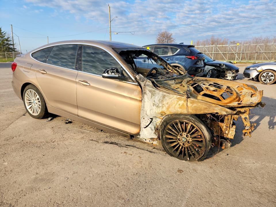 2015 BMW VIN WBA3X5C59FD562300 COPART salvage auction — Burn Engine, ON - PERMIT IRREPAIRABLE, sold $350 on 2026-07-28 (photo 4)