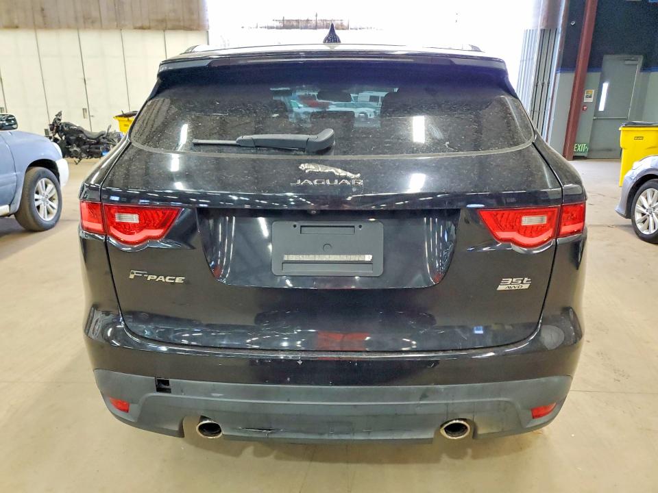2017 Jaguar F-pace VIN SADCJ2BVXHA880147 COPART salvage auction — MINOR DENT/SCRATCHES, Ca - Certificate Of Title, sold $7,900 on 2026-07-24 (photo 6)