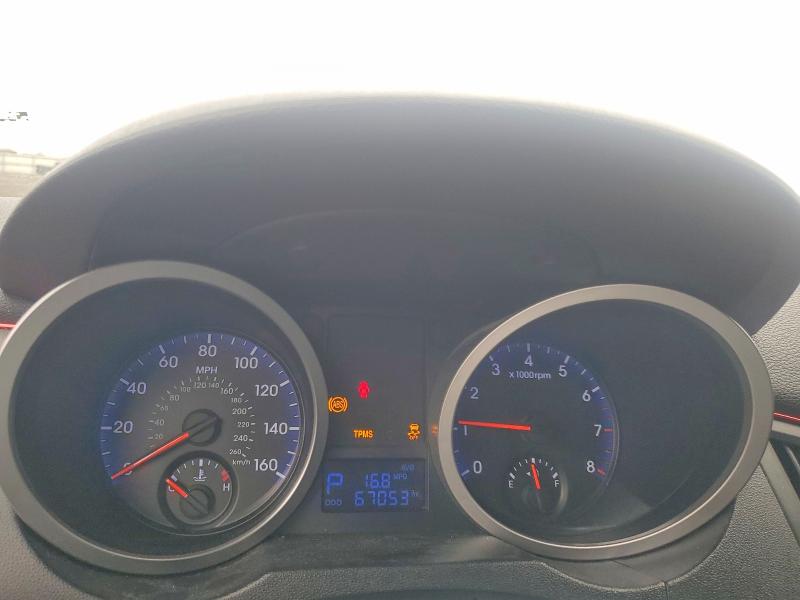 2010 Hyundai Genesis coupe VIN KMHHT6KD0AU028657 COPART salvage auction — SIDE, Nj - Cert Of Title-Salvage, sold $1,100 on 2026-07-31 (photo 9)