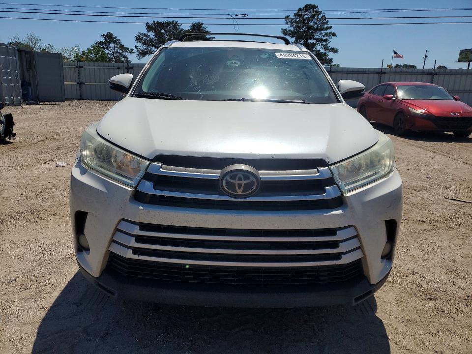 2018 Toyota Highlander VIN 5TDJZRFH4JS528974 COPART salvage auction — MINOR DENT/SCRATCHES, Fl - Certificate Of Title, sold $12,000 on 2026-07-02 (photo 5)