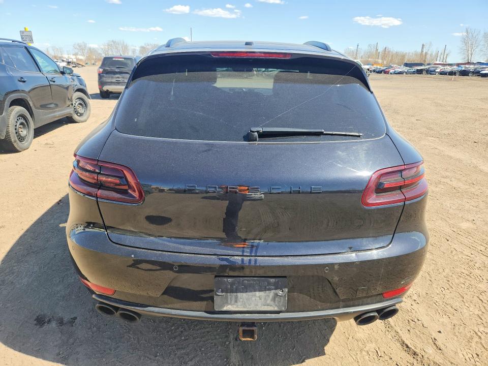 2018 Porsche Macan VIN WP1AG2A53JLB64072 COPART salvage auction — MECHANICAL, QC - GRAVEMENT ACCIDENTE, sold $3,350 on 2026-07-28 (photo 6)