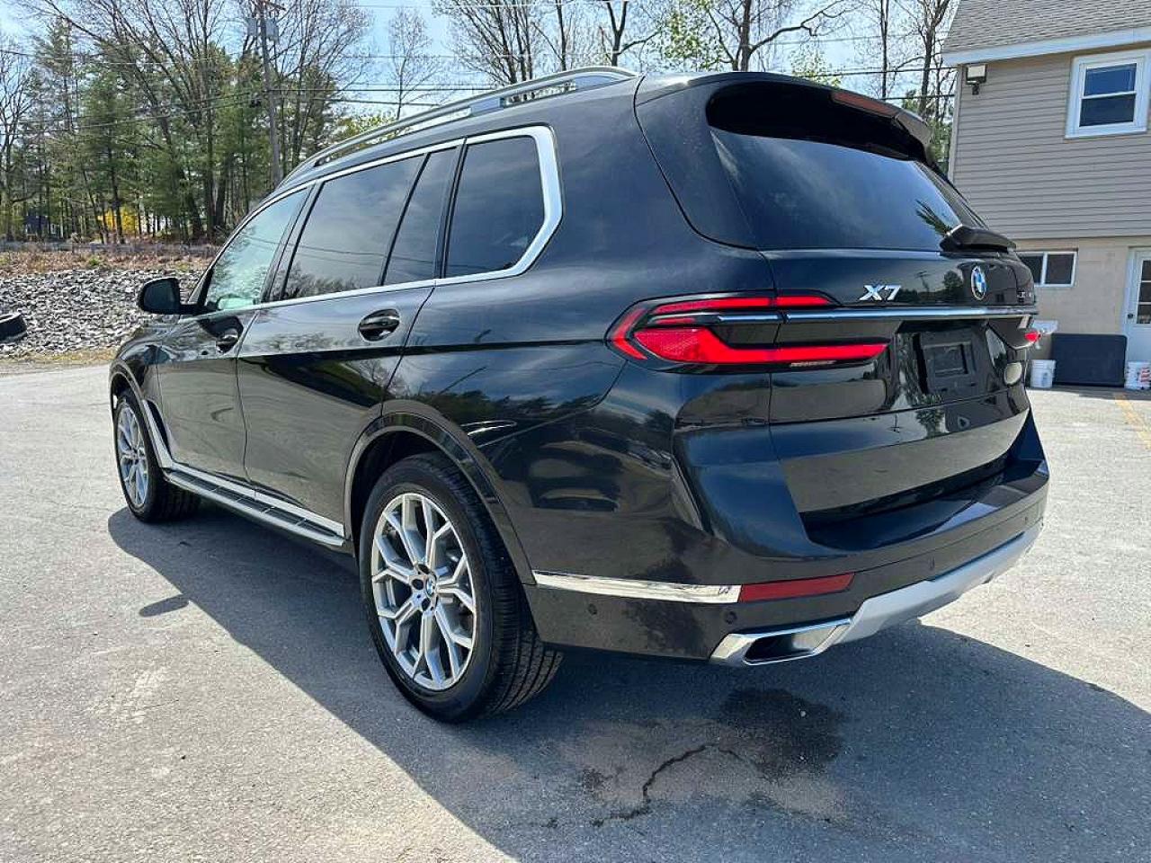 2025 BMW X7 VIN 5UX23EM04S9Y27987 COPART salvage auction — Side, WI - CERTIFICATE OF TITLE, sold $47,250 on 2026-07-01 (photo 2)