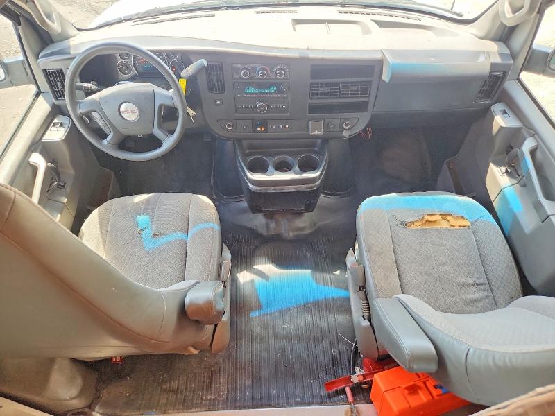 2018 Gmc Savana VIN 1GD07RFG8J1197902 COPART salvage auction — MINOR DENT/SCRATCHES, Fl - Certificate Of Title (P), sold $350 on 2026-07-09 (photo 8)