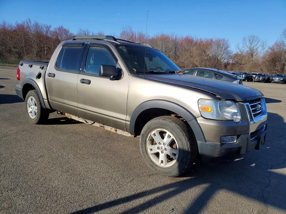2007 Ford Explorer sport trac VIN 1FMEU51K67UA30254 COPART salvage auction — MINOR DENT/SCRATCHES, Mi - Certificate Of Title, sold $1,950 on 2026-07-09 (photo 4)