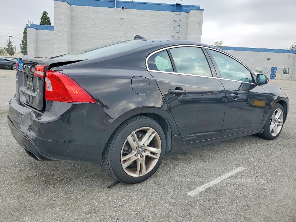 2015 Volvo S60 VIN YV140MFD9F1318795 COPART salvage auction — REAR END, Ca - Salvage Certificate, sold $675 on 2026-08-04 (photo 3)